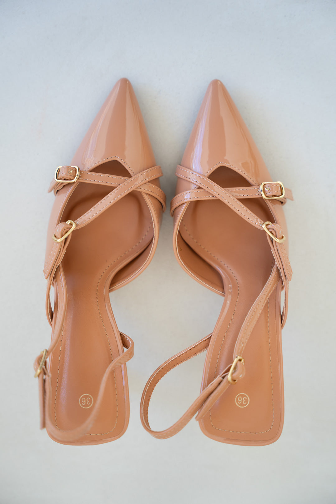 Talons nude