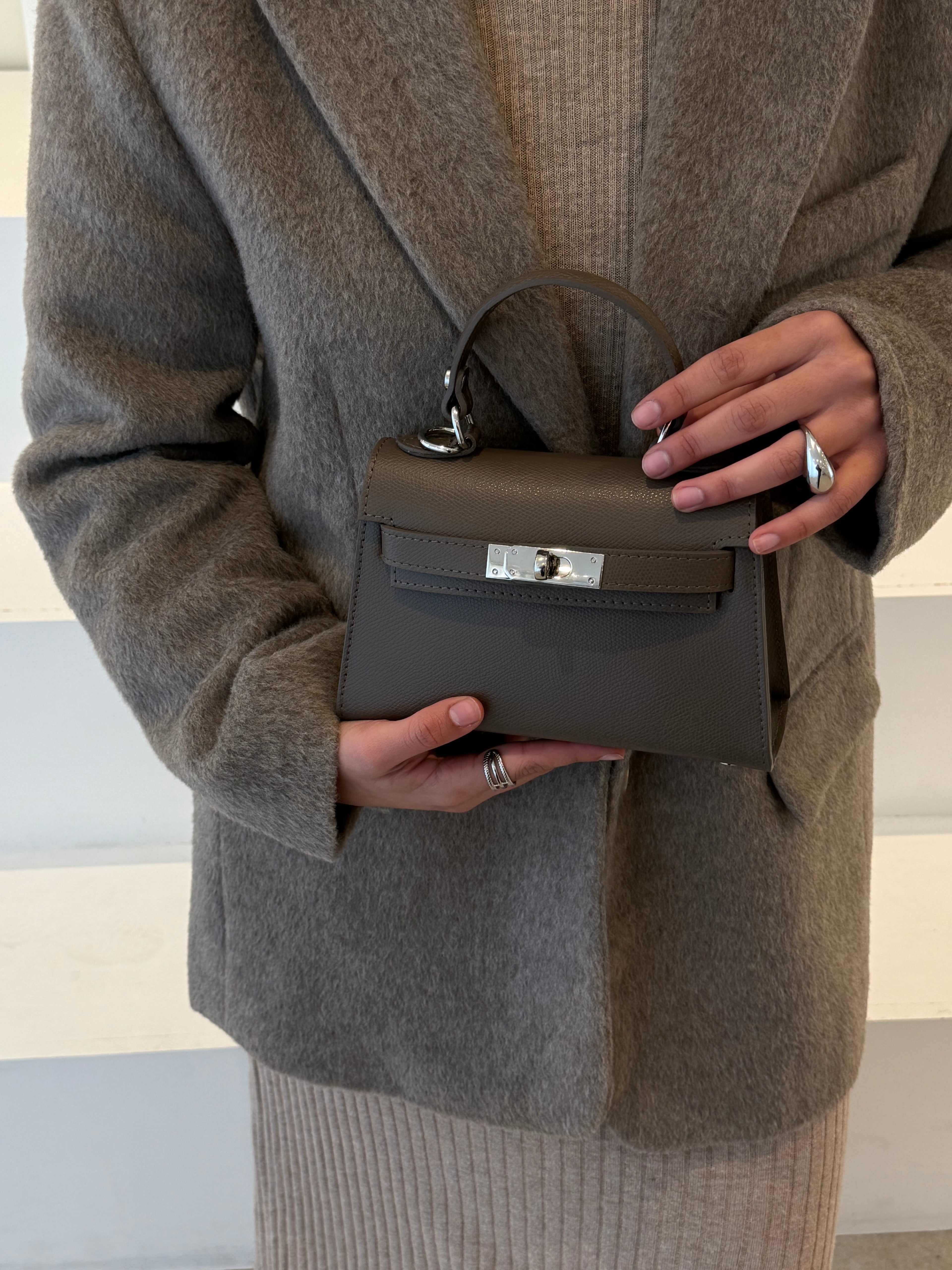 Le Petit Intemporel Taupe Foncé Silver