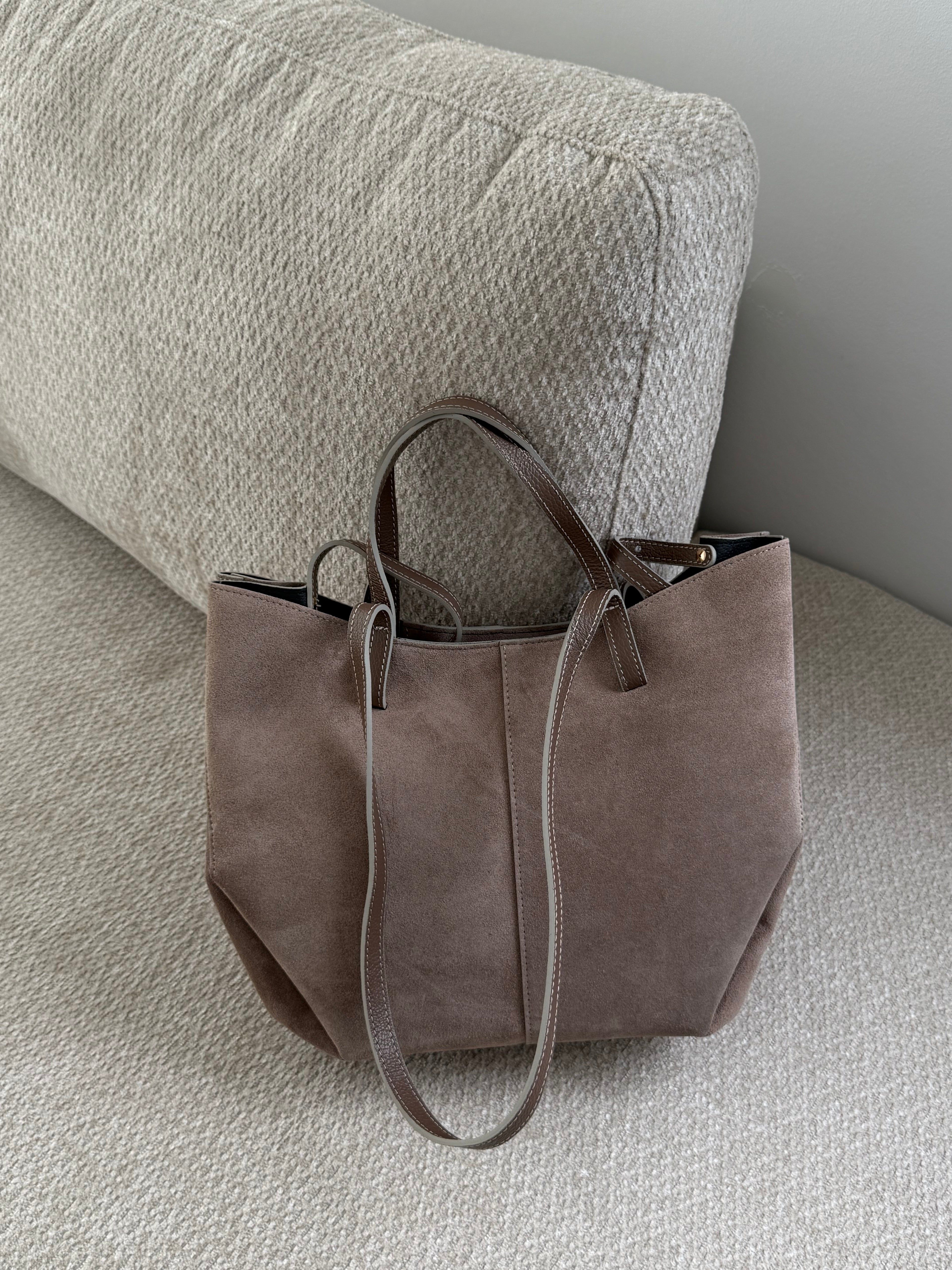 Le Cy Moyen Taupe (Cuir Daim)